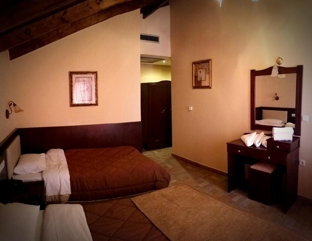 Filippion Hotel Keramotí Pokoj fotografie